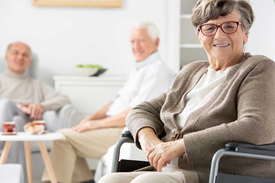 Profesionales Sanitarios al servicio de la residencia de ancianos